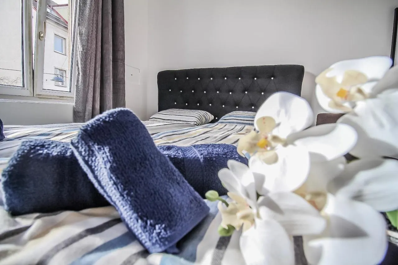 Superior Double Room Lv Vídeň 0*,  Rakousko