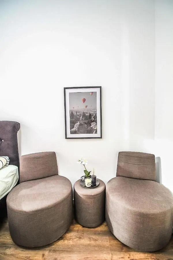 Superior Double Room Lv Vienna Apartment