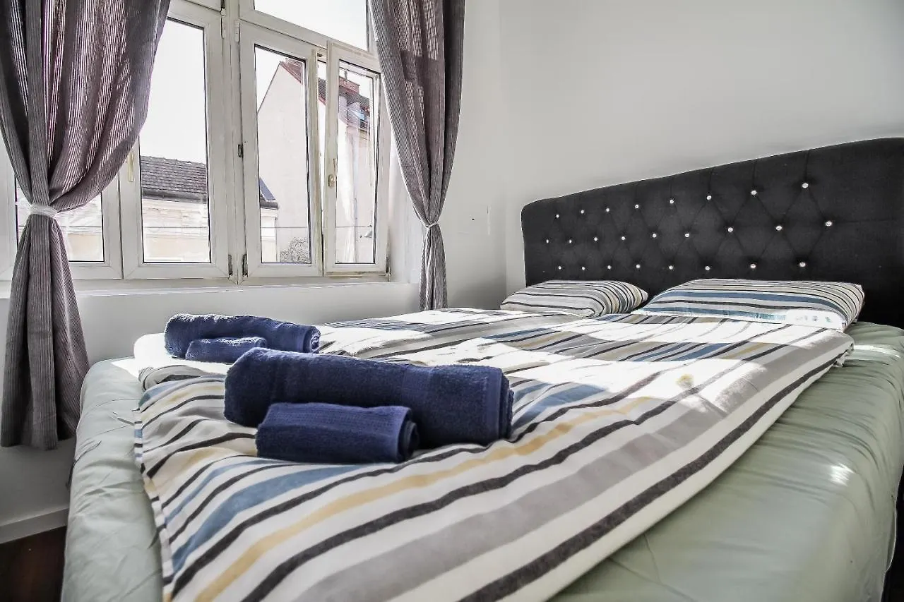 Superior Double Room Lv contacts